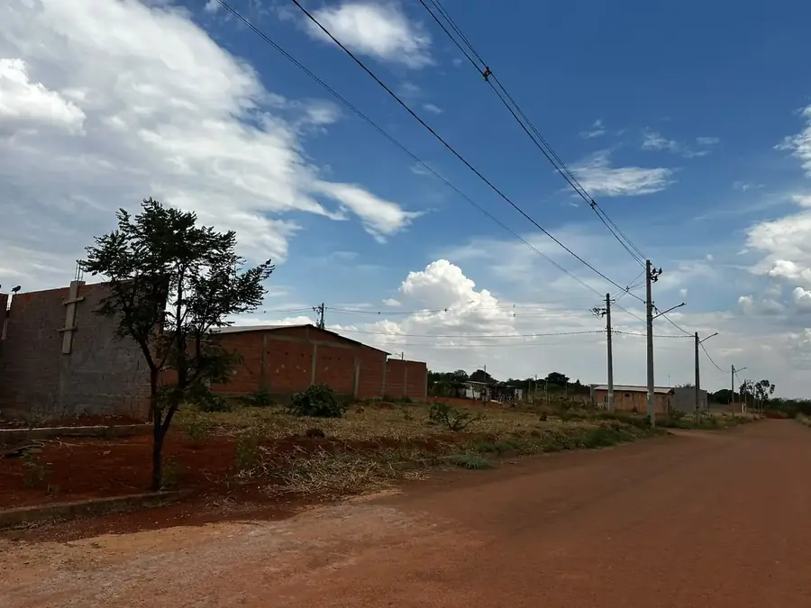 Casas construídas no Residencial Santa Mônica, Planaltina de Goiás (GO)